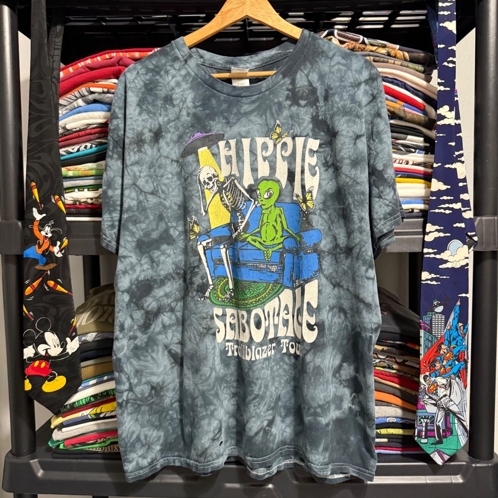 Modern Gray Tie Dye Hippie Sabotage Trailblazer Tour Graphic Shirt XL Light Wear
